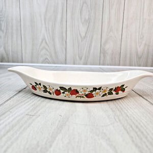 Vintage Sheffield Strawberries n Cream 10" Au Gratin Baking Stoneware Oven Dish